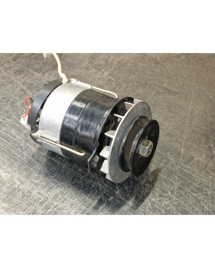Alternator MTZ Belarus 14V 1000W Oryginał G964.3701